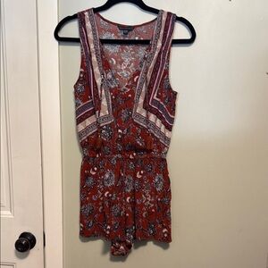American Eagle Outfitters Red and White Floral boho western Romper - small